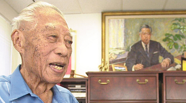 admitted into the United States. Hawaii elected Hiram Fong (of Chinese ancestry) and Daniel Inouye (of Japanese ancestry) to represent hawaii in congress. They are the first two Asian American to serve in the body of congress.