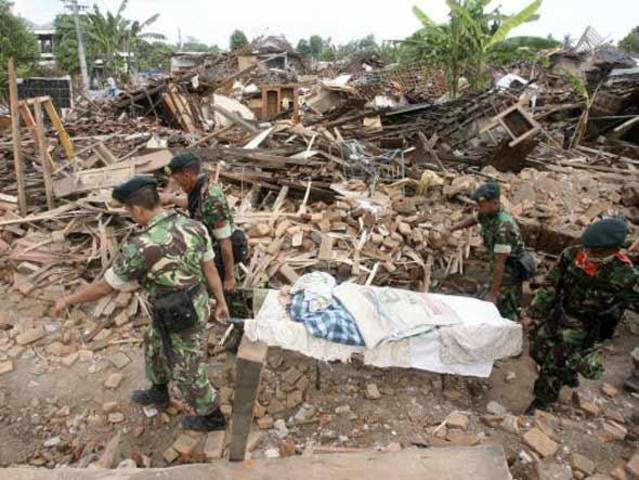 Terremoto na Indonesia