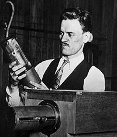 Farnsworth's camera transmitted its first image