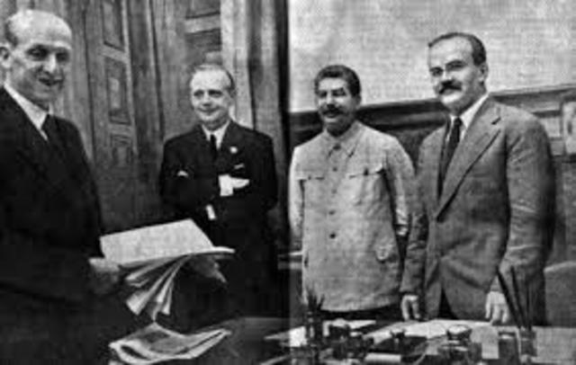 THE NAZI-SOVIET NON-AGGRESSION PACT