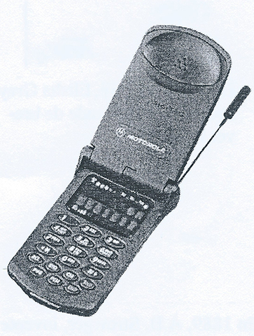 Le StarTAC de Motorola est mis sur le marché.