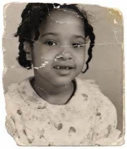 Lucile Elsie Pleasant is born