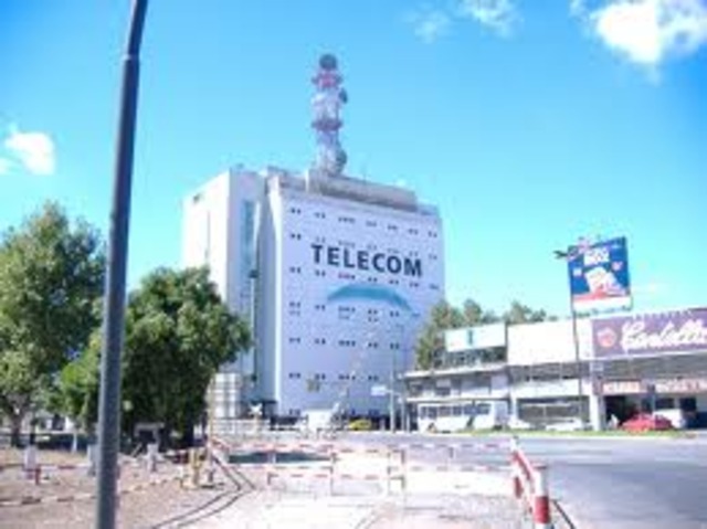 Se crea TELECOM