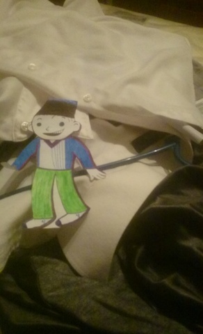 Clement aide à nettoyer.