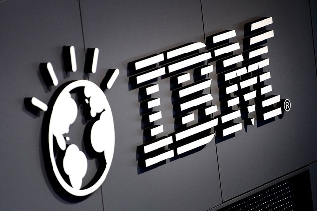 IBM comienza a hacer Historia