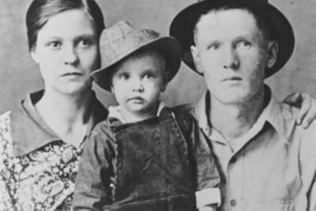 Nace Elvis Presley, no sabía lo que le esperaba...