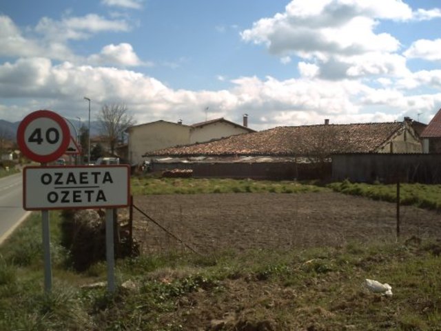 campamentos en ozaeta con montañeros