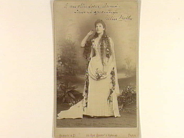 Started performing as an opera singer internationally