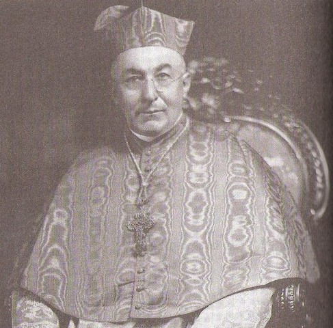 Bishop Mundelein installed as Chicago's third archbishop