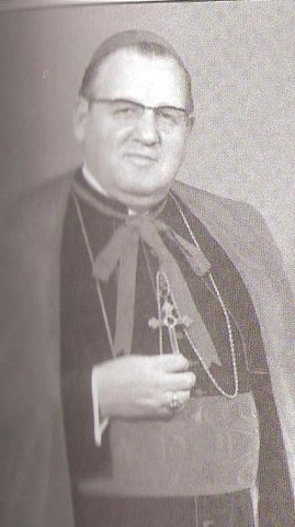 Archbishop Cody comes to Chicago...