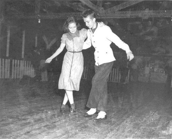 The stroll dance is linked to rock and roll