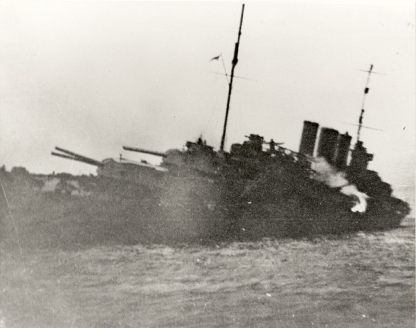 HMAS Canberra sunk in Battle of Savo Sea