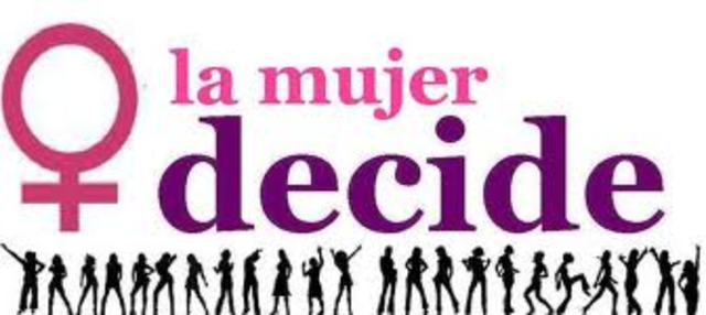 Las mujeres Rusas declaran huelga en demanda de Pan y Paz