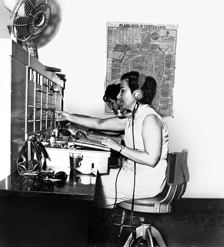 Funciona la 1er Central automatica