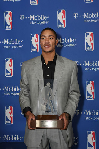 Wins rookie of the year