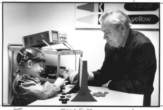 Primer implante coclear portatil