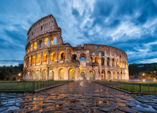 80 AD the  Colosseum is built