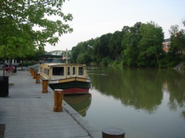 Erie Canal Constructed