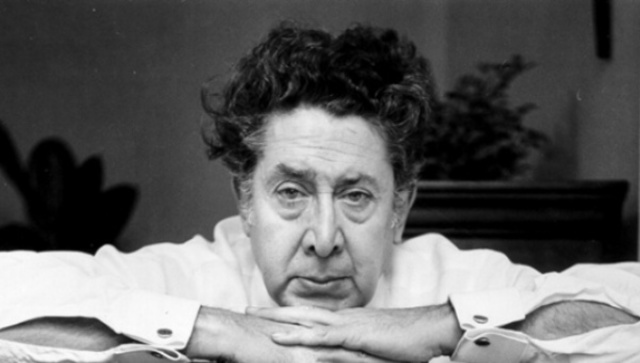 David Siqueiros emigra a cuba