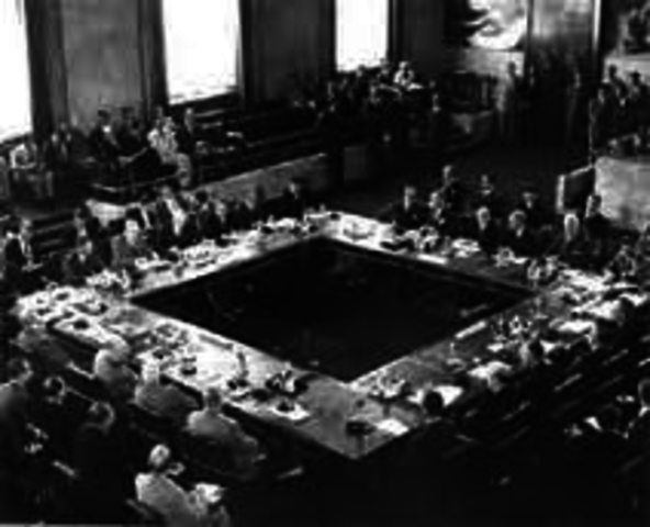 VIETNAM WAR & GENEVA PEACE ACCORDS