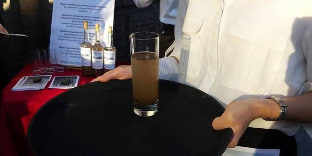 3-Eau de la capitale a un goût étrange