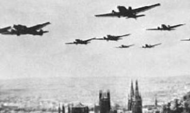 Primeras ayudas militares desde Alemania.