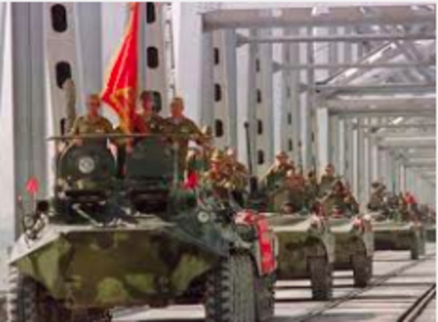 soviets invade afganastan