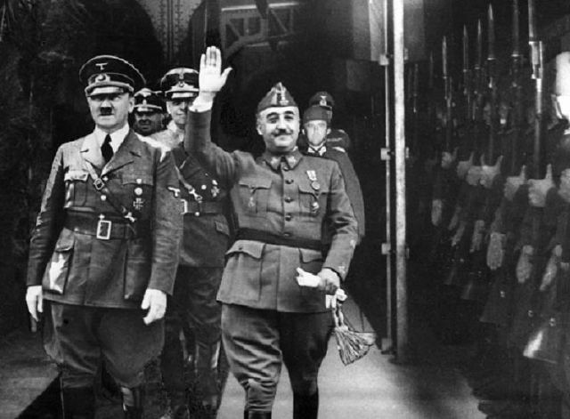 Firma del Protocolo de Amistad entre Hitler y Franco