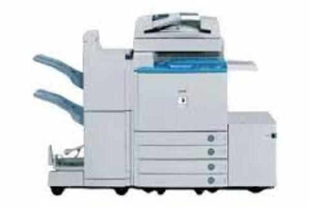 Fotocopiadora a Color Por Canon