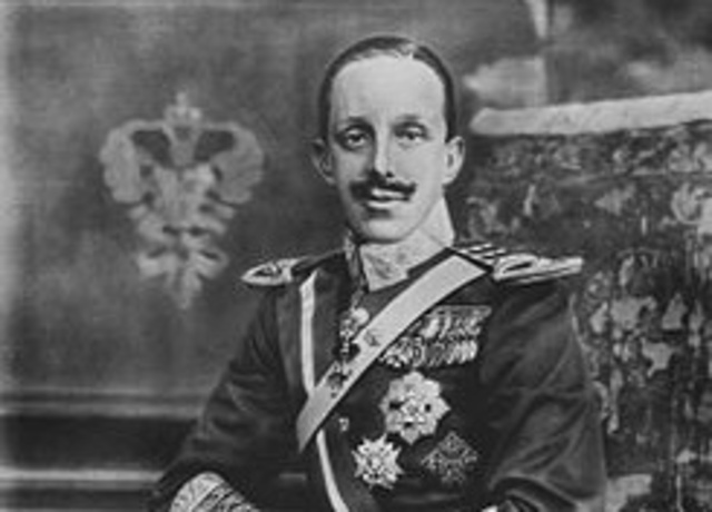 Començament del regnat d’Alfons XIII.  17 de mayo de 1902.