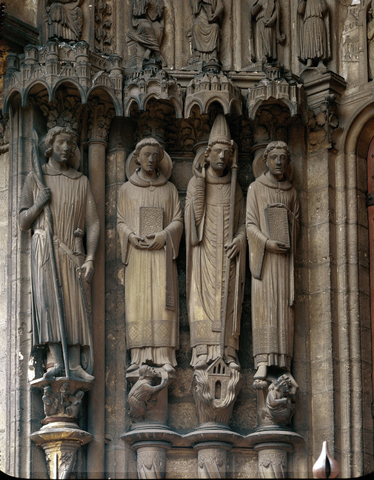 Jamb Statues, south transept portal, Chartres Cathedral. (1215-30)