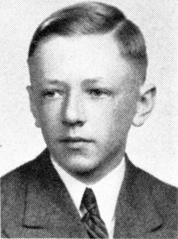 Shulz graduates high school