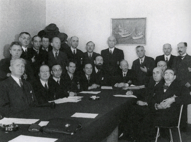 Judenrat is established