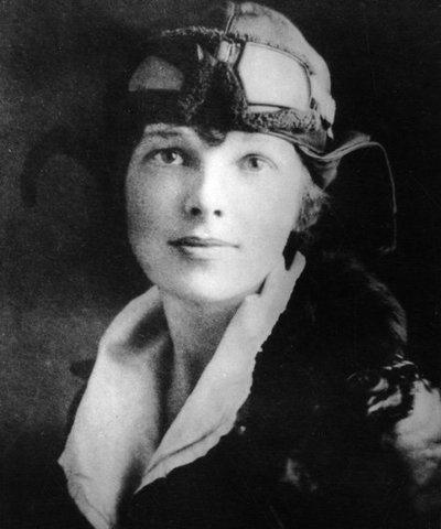 Amelia Earhart becomes the first woman to fly over the Atlantic Ocean.