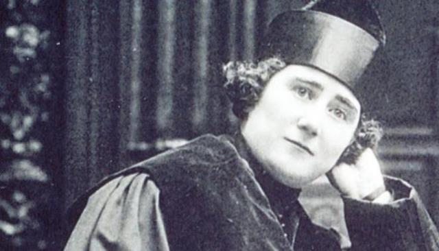 Incorporación al colegio de abogados de Madrid al que pertenecía Victoria Kent