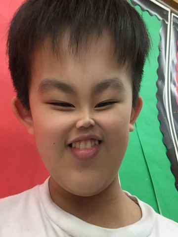 Weiheng Jiang was born in Fujian, China.