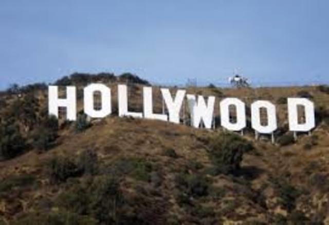 Zilongs aunt moves to California from China.