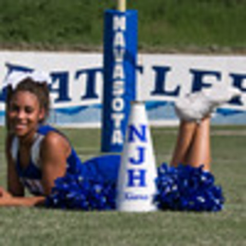 Made Junior High cheer!