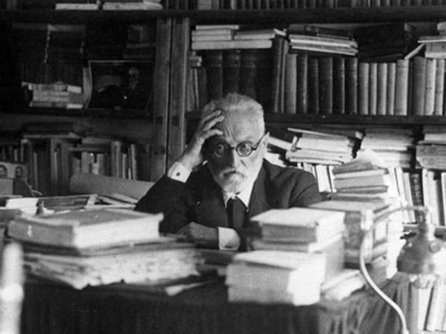 Franco destituye a Unamuno como rector de la Universidad de Salamanca