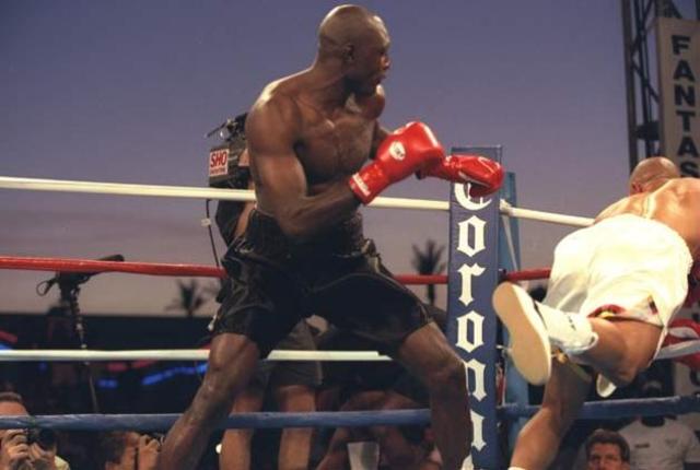 Akinwande WKO3 Williams