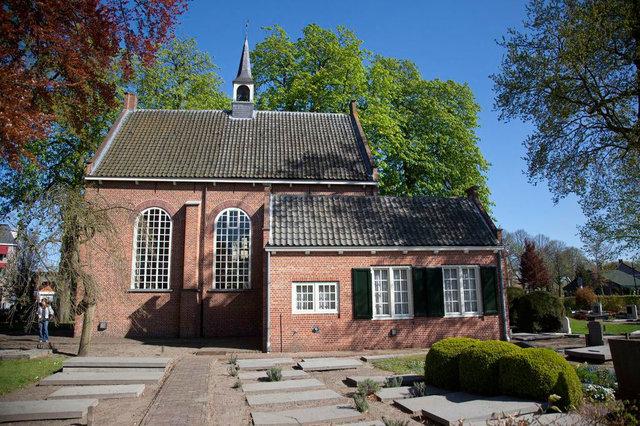 Родился Винсент Ван Гог.