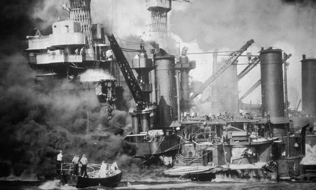 Japanese attack the US Navy