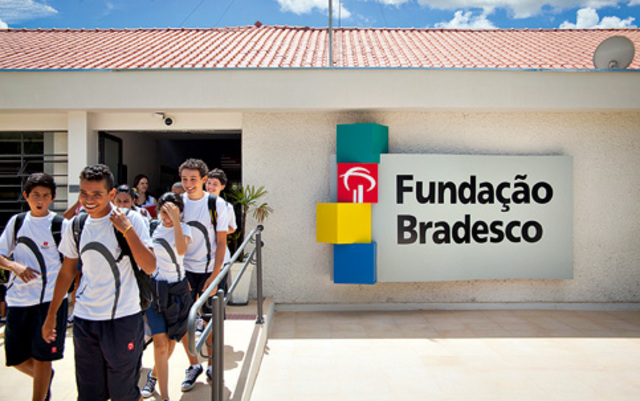 Comemoração 60 anos escola Fundação Bradesco.