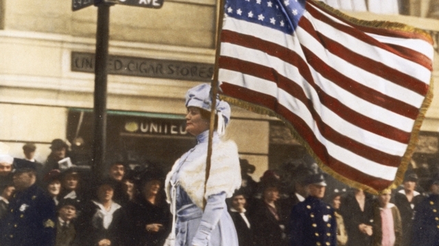 19th Amendment passes and gives women the right to vote