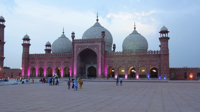 Badshahi Mosque