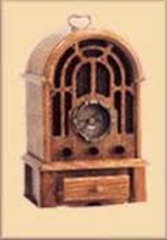 Creación de la Radio