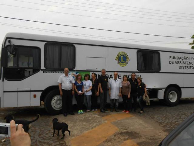 Atendimento UMOS/LIONS na Escola Santa Inês