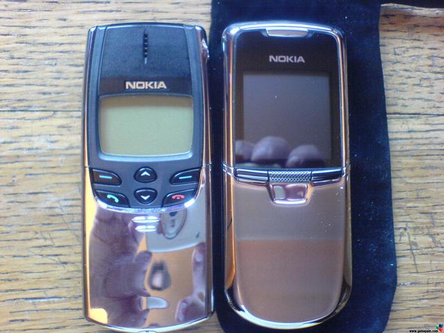 Nokia 8810