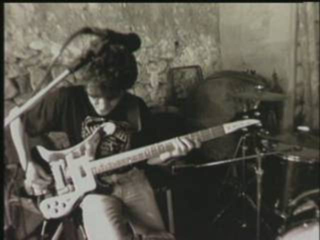 Nou guitarrista i secció de vents