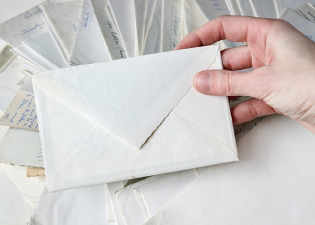 Creación de la Oficina de Cursos por Correspondencia